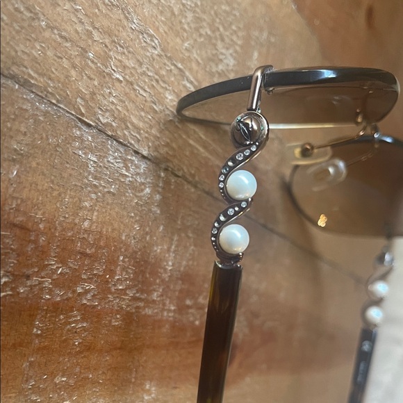 Authentic Chopard Rimless Pearl Accent Tortoiseshell Gradient Sunglasses W/ Case - Picture 4 of 15